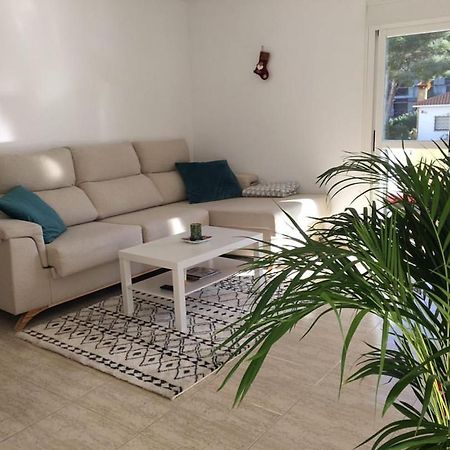 شقة سالو  في Residencial Aqua - La Pineda المظهر الخارجي الصورة